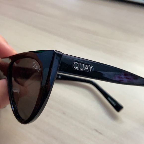Quay Sunglasses black cat eye - Picture 2 of 3